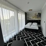 Lantier & Swimming Pool Zone 4* Bytom