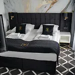 Lantier & Swimming Pool Zone Hotel Bytom