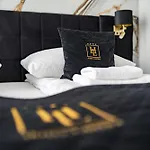 Lantier & Swimming Pool Zone 4*