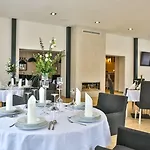 Hotel Lantier & Swimming Pool Zone