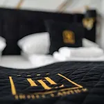 Lantier & Swimming Pool Zone Hotel