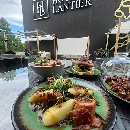 Lantier & Swimming Pool Zone