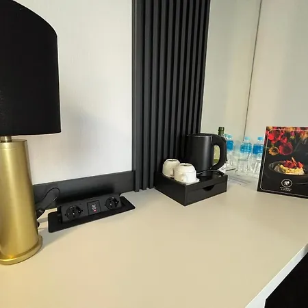 Lantier - Basen & Gabinet Hotel 4*