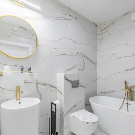 Hotel Lantier - Basen & Gabinet 4*