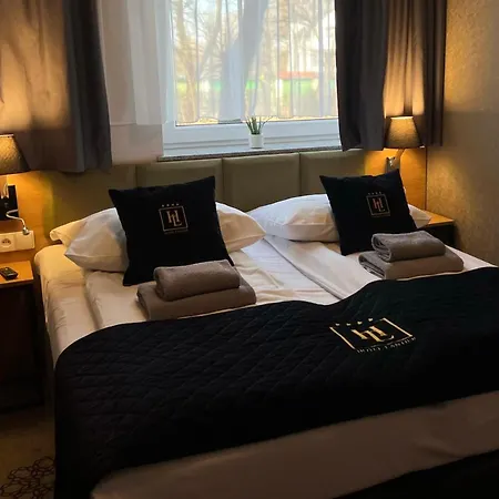 Hotel Lantier - Basen & Gabinet 4*