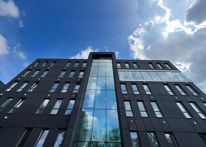 Отель Lantier & Swimming Pool Zone 4*