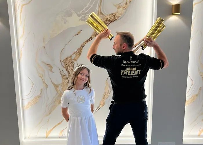 Lantier & Swimming Pool Zone