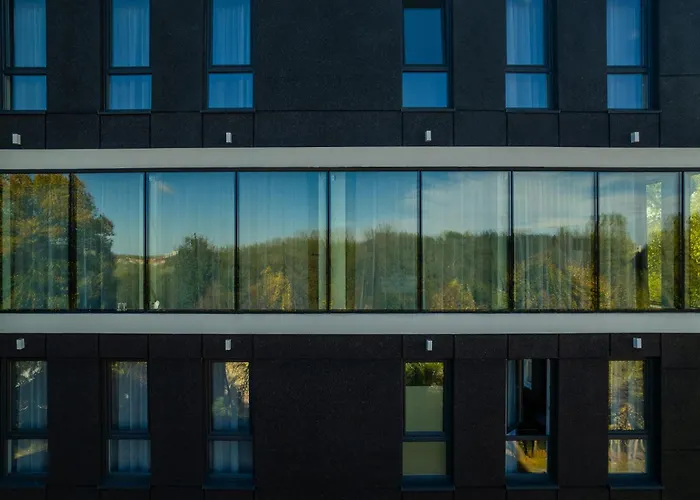 Hotel Lantier & Swimming Pool Zone