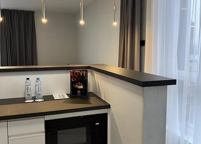 Lantier & Swimming Pool Zone Отель 4*