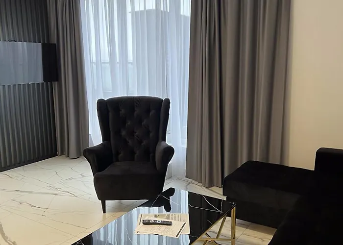 Hotel Lantier & Swimming Pool Zone Bytom