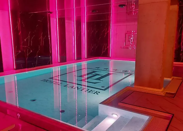 Hotel Lantier & Swimming Pool Zone Bytom