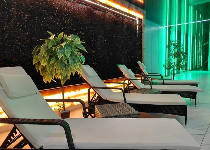 فندق Lantier & Swimming Pool Zone بيتوم