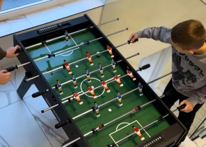 Lantier & Swimming Pool Zone