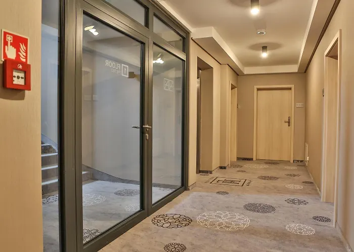 Lantier & Swimming Pool Zone 4* Bytom