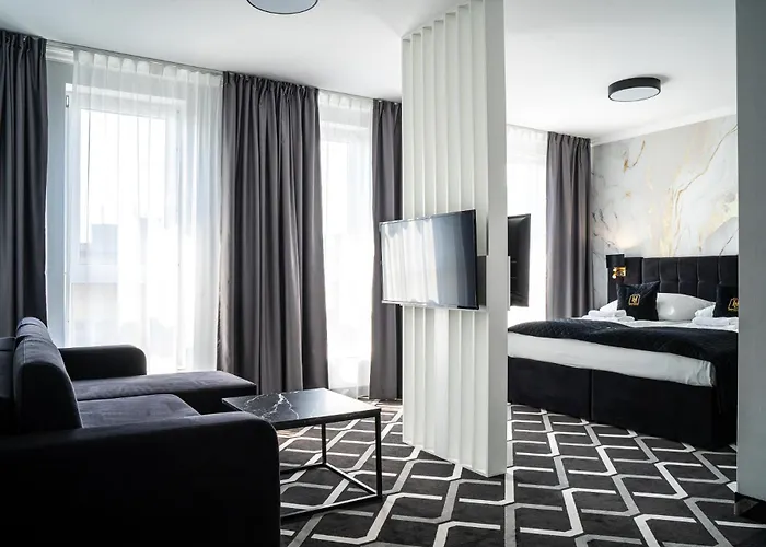 Hotel Lantier & Swimming Pool Zone 4*